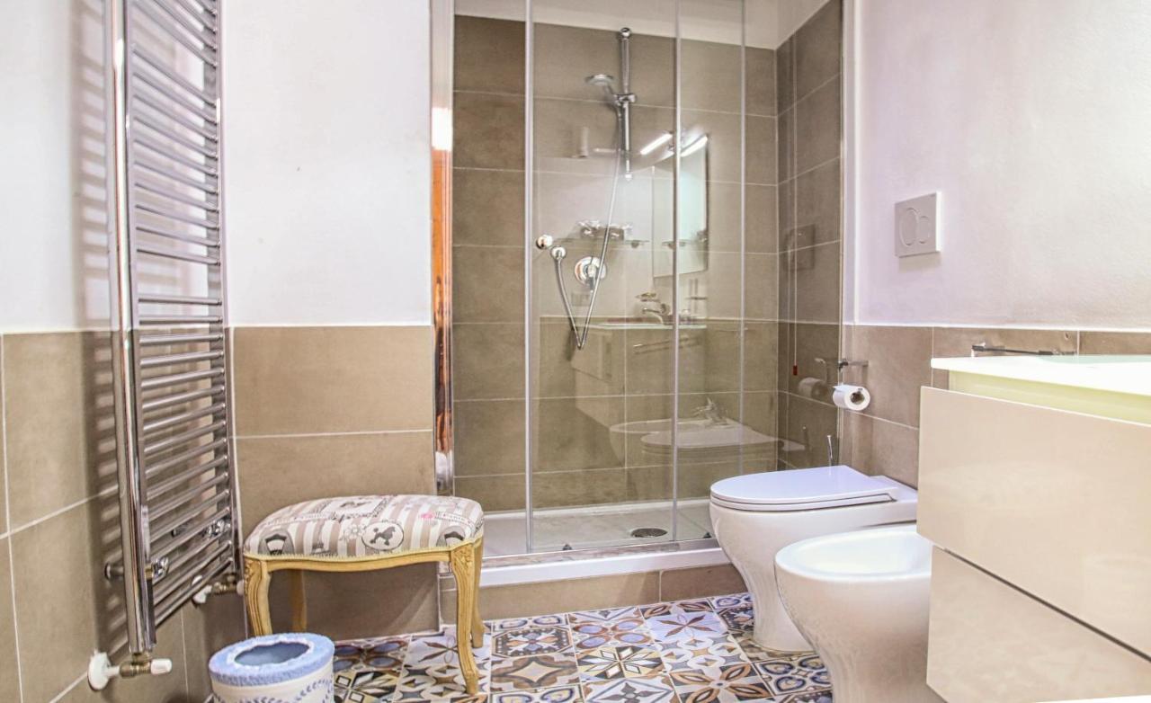 Residenza Ucci Ali Villa โครโตเน ภายนอก รูปภาพ